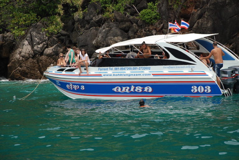 half-day-trip-with-sunset-koh-phi-phi-lagoon